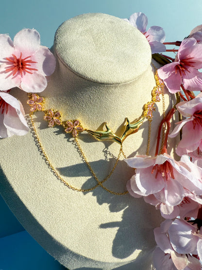 Seis Fleur Necklace